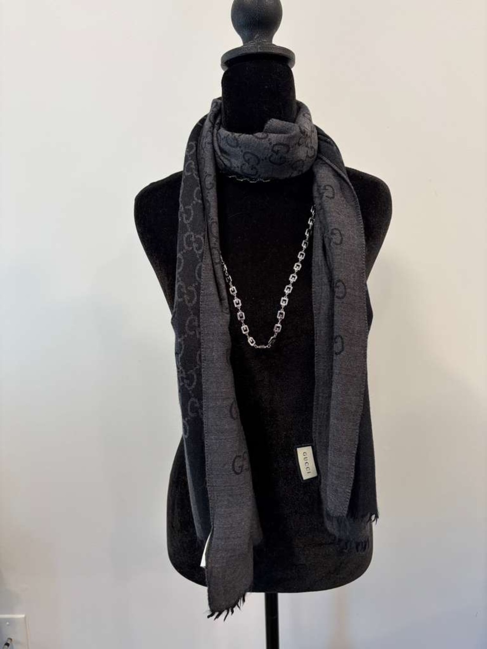 Gucci Black and Charcoal GG Shawl - Picture 3 of 8